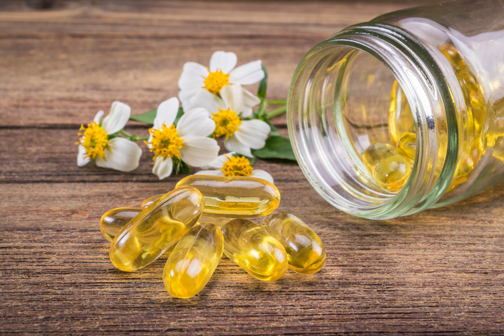 Capsules met vitamine E, misschien wel op basis van kokosolie! Foto: shutterstock/Aedka Studio