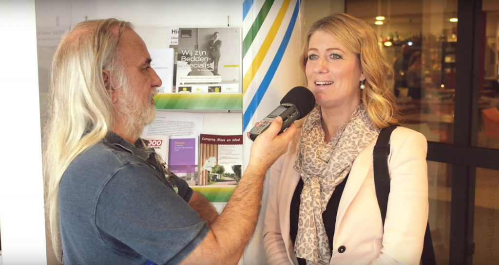 Video - Sylvia behandelt chronische astma met wietolie ...